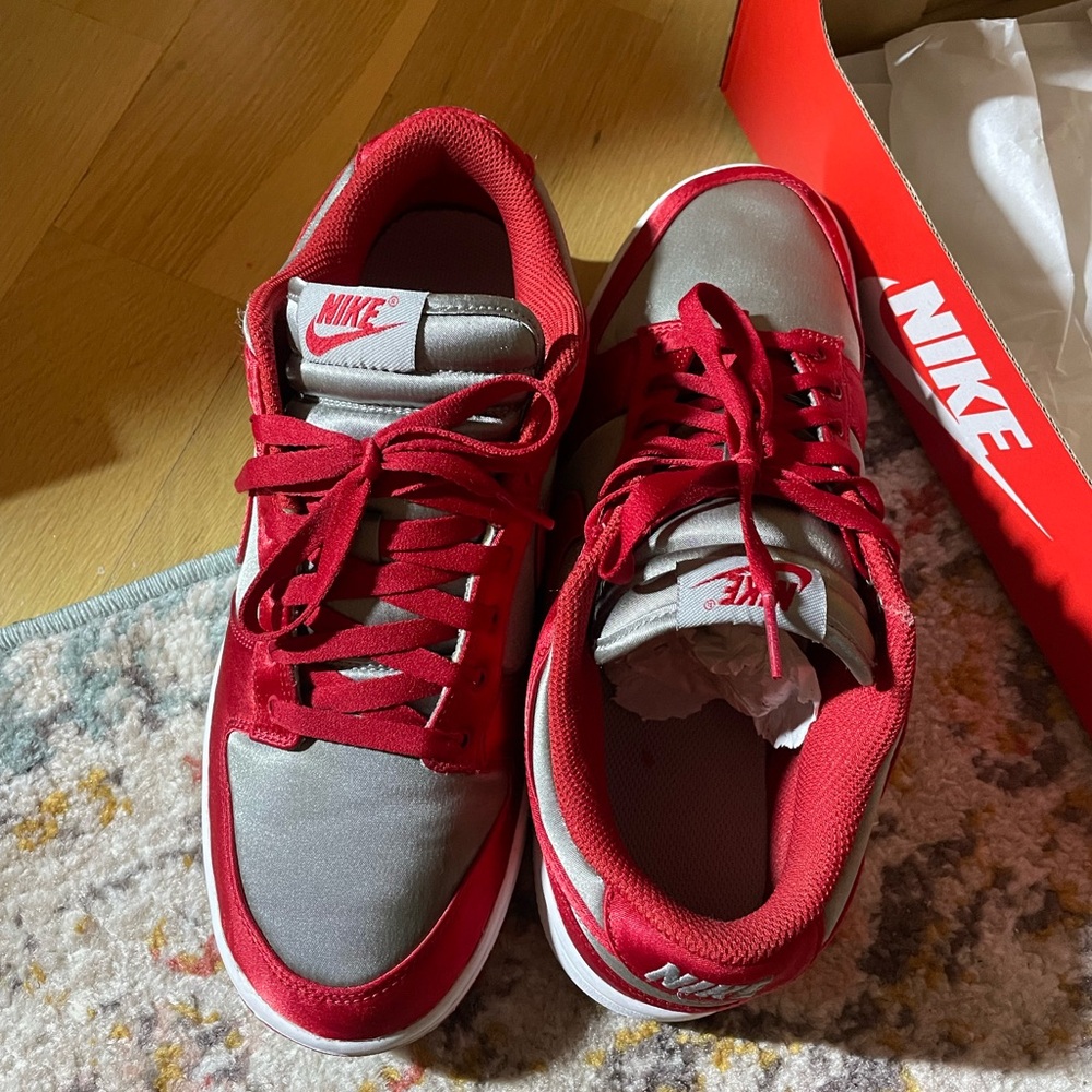 Nike Dunk Crimson and Silver Shoes - Picture 3 of 5
